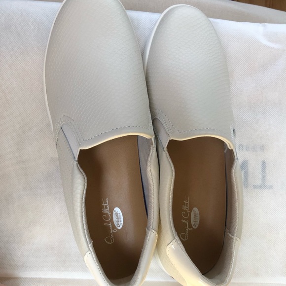 Dr Scholls Slip on Sneakers - Picture 3 of 4